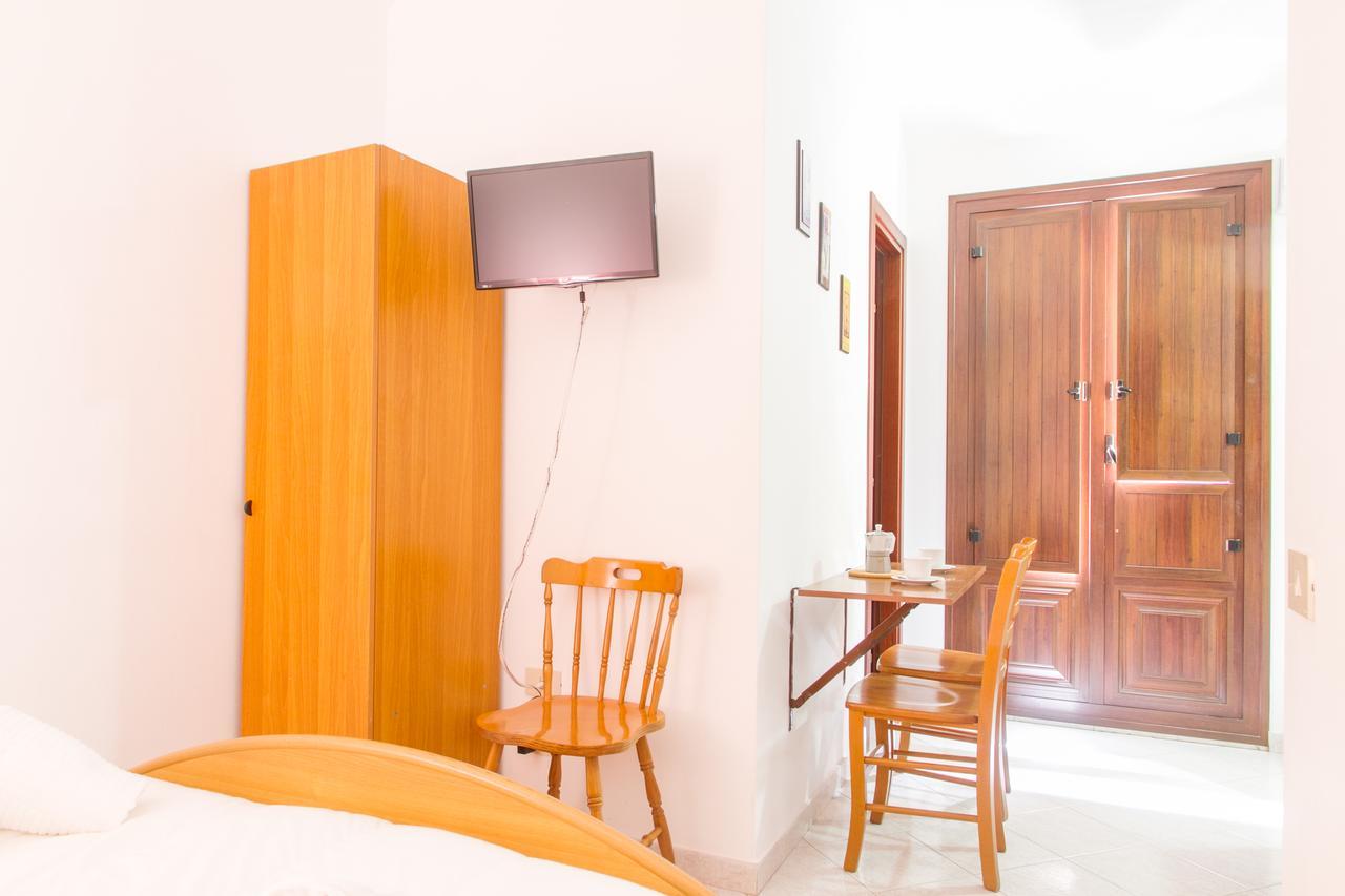 Bordonaro Mini Studio Apartment Чефалу Екстериор снимка